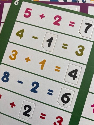 Juego Sumar y Restar Matemáticas Infantil