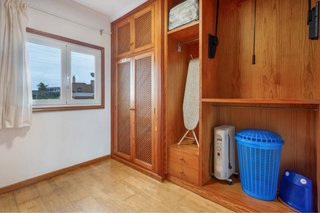 Módulos de vestidor madera clara