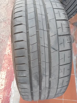 Neumáticos Pirelli P Zero PS4 235/35/19