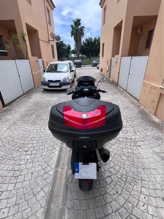 Yamaha TMAX 530 Negra/Gris