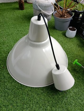 Lámpara blanca de techo Ikea SKURUP