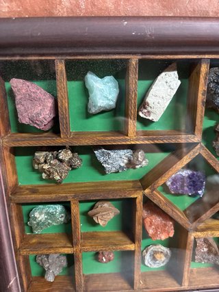 Colección Minerales enmarcados y con cristal.