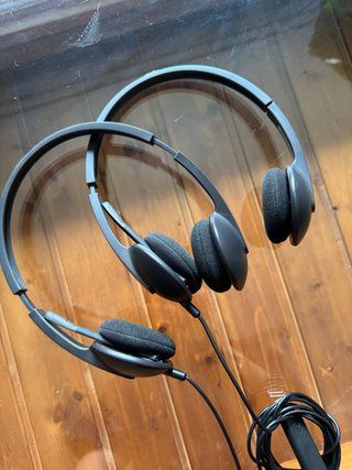 Auriculares Logitech Negros