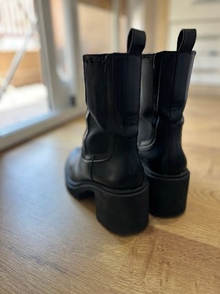 Botas negras