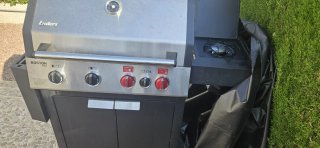 Barbacoa de gas Enders Boston 4 quemadores