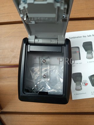 Caja de Seguridad para Llaves Exteriores con CóDigo de 4 DíGitos.