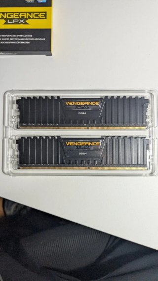 Corsair Vengeance LPX DDR4 RAM