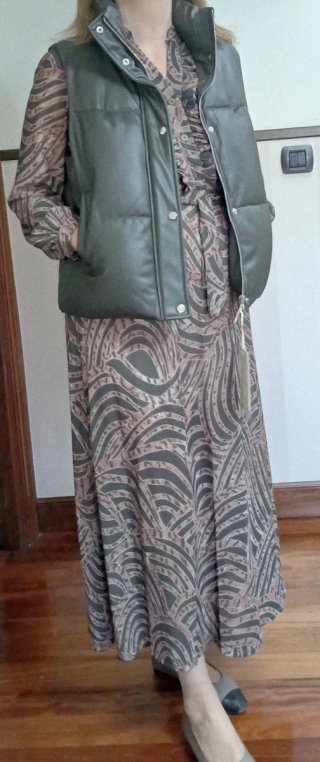 Vestido largo y chaleco sin estrenar