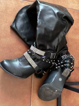 Stivali neri ecopelle con strass