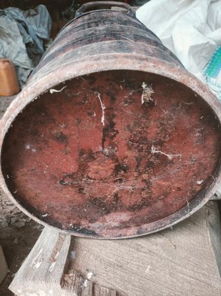 Garrafa de metal para aceite