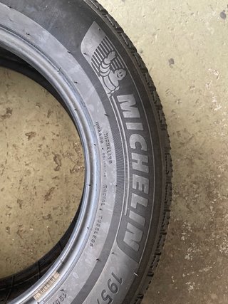 195/65R15  91T