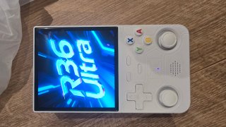 Consola Retro R36 Ultra Blanca