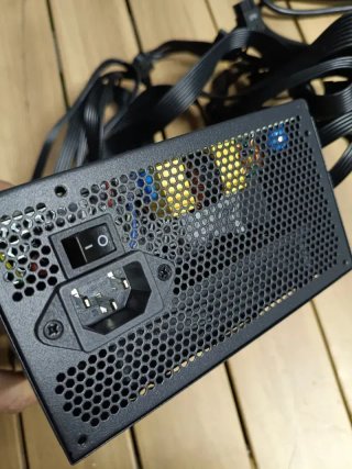 Fuente Alimentación Cooler Master MWE 650W