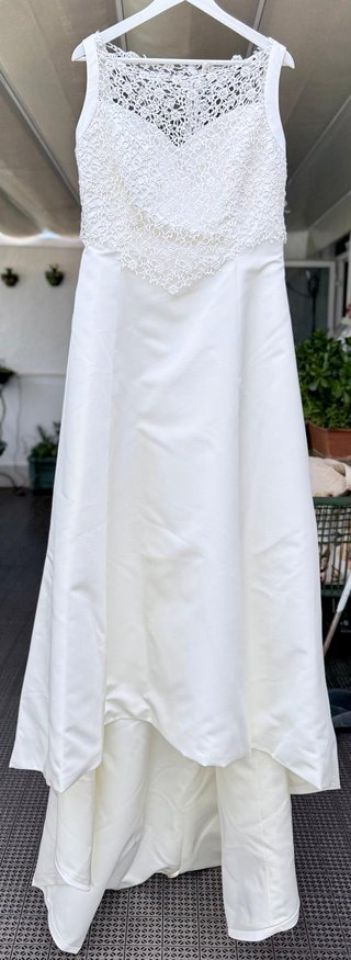 Vestido de Novia con Abrigo de Seda