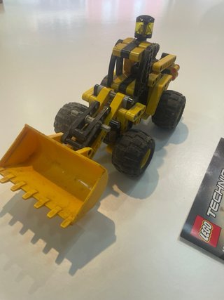 Lego Technic 42116 Cargadora Compacta