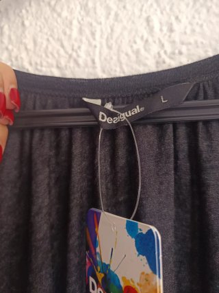 Jersey Desigual floral manga corta