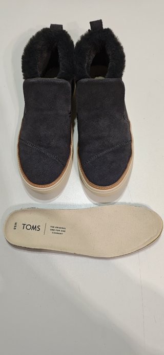 Botines TOMS ante gris oscuro n36 (22cm). Nuevos