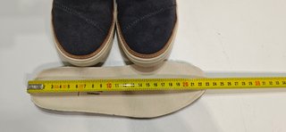 Botines TOMS ante gris oscuro n36 (22cm). Nuevos