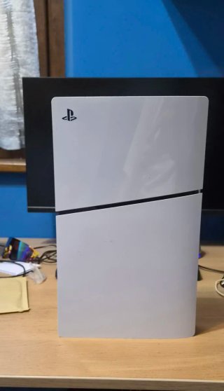 Playstation 5 Slim 1TB con Dualsense e Cavi