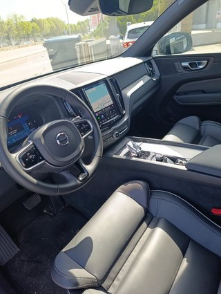 Volvo XC60 2025