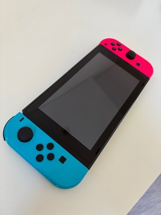 Nintendo Switch Azul/Rosa buen estado