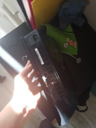Playstation 3 + 2 Controller + 6 Giochi