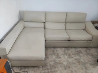 Sofá chaise longue beige polipiel
