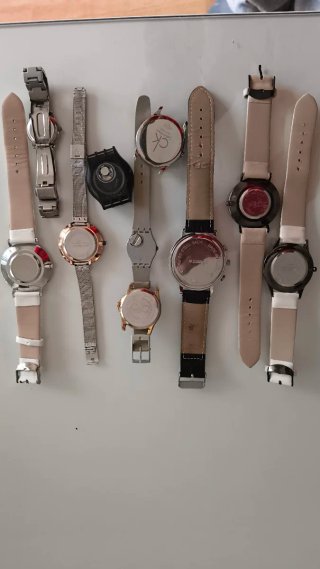 Relojes de pulsera variados