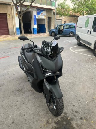 Yamaha Xmax 2024 - 10.000 km