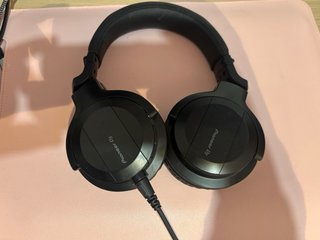 Traktor Kontrol S3 // Altavoces M Audio bx5