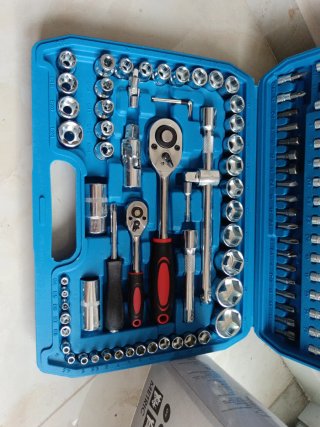 Kit attrezzi 108 pezzi chiavi a bussola valigetta