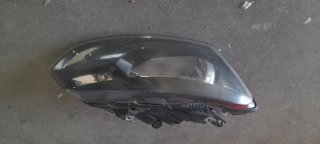 Faro Derecho VW Polo 2011 LHD