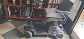 Scooter Eléctrica Negra