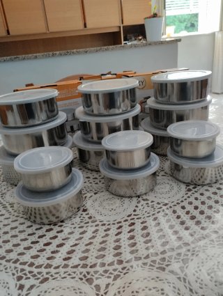Set Contenitori Acciaio Inox con Coperchio