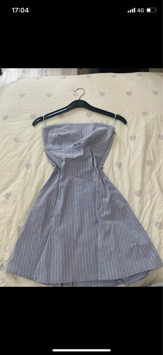 Vestido azul a rayas corto