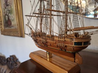 Maqueta velero antiguo hecho a mano