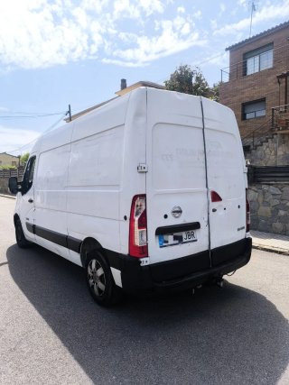 Nissan NV400 2015