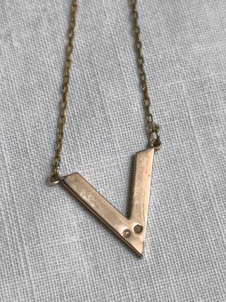 Collar Swarovski V con Cristales