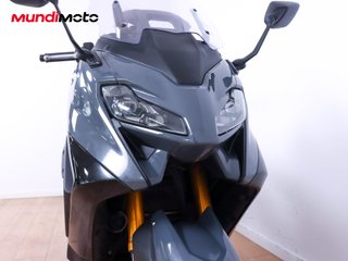 YAMAHA T-MAX 560 TECH MAX