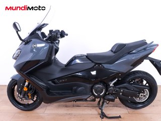 YAMAHA T-MAX 560 TECH MAX