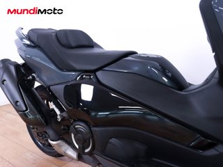 YAMAHA T-MAX 560 TECH MAX