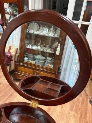Mesa costurero de madera