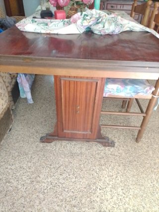 Mueble comedor madera y cristal