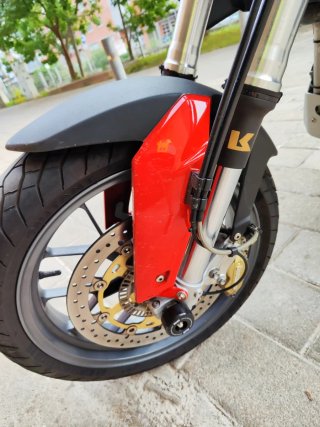 Moto BMW G 650 X Moto con ABS.