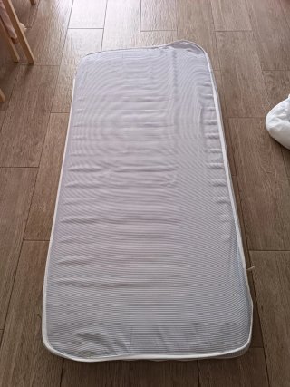 Cuna IKEA + Colchón y Funda