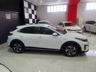 KIA XCeed 120cv, Drive, Carplay, navegador, cámara