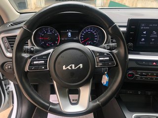 KIA XCeed 120cv, Drive, Carplay, navegador, cámara