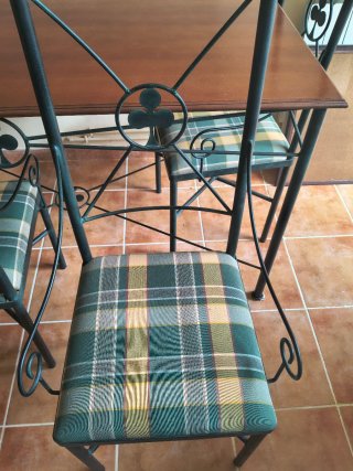 MUEBLES