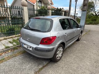 Peugeot 307 2004 1.6i