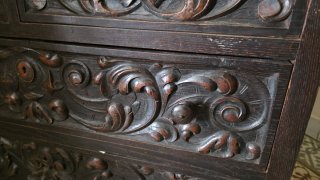 Escritorio antiguo s. XIX madera tallada